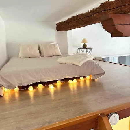 Cosy Air-conditioned In Old Antibes, Walk To & Market Appartement