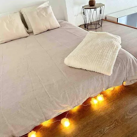 Cosy Air-conditioned In Old Antibes, Walk To & Market Апартаменти Антіб